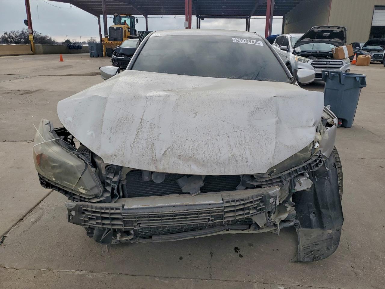 2013 HONDA ACCORD LX photo 5