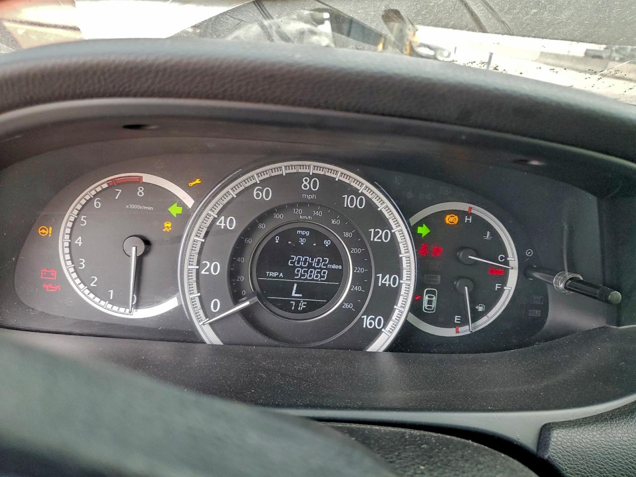 2013 HONDA ACCORD LX photo 9