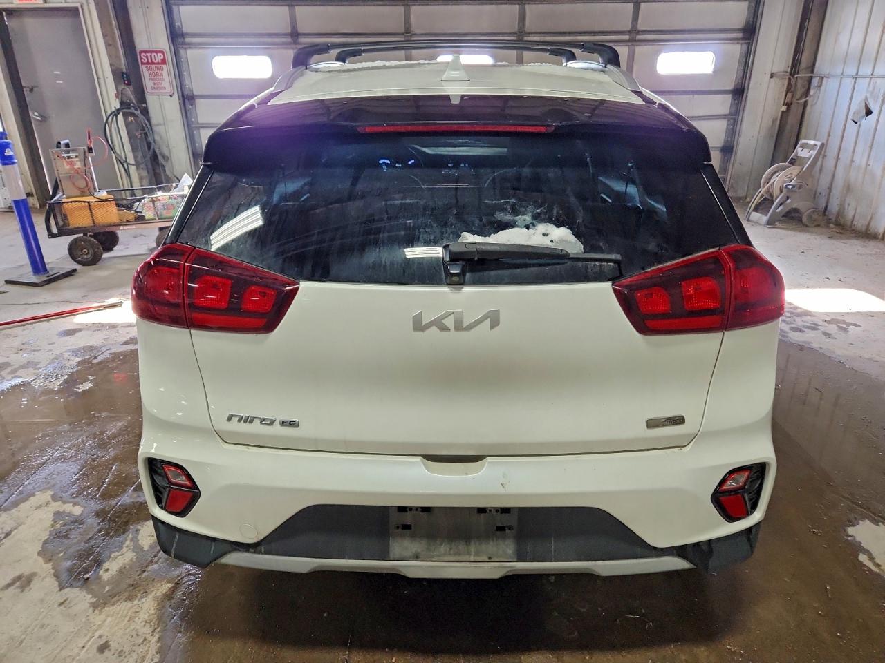 2022 KIA NIRO LX photo 6