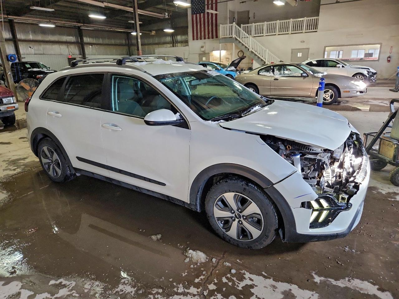 2022 KIA NIRO LX photo 4