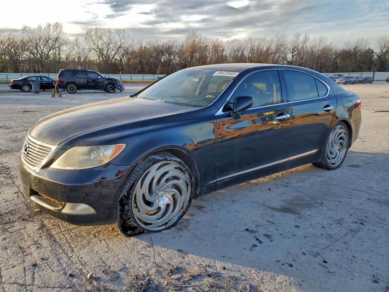 2008 LEXUS LS 460 — FRONT END damage — photo 1