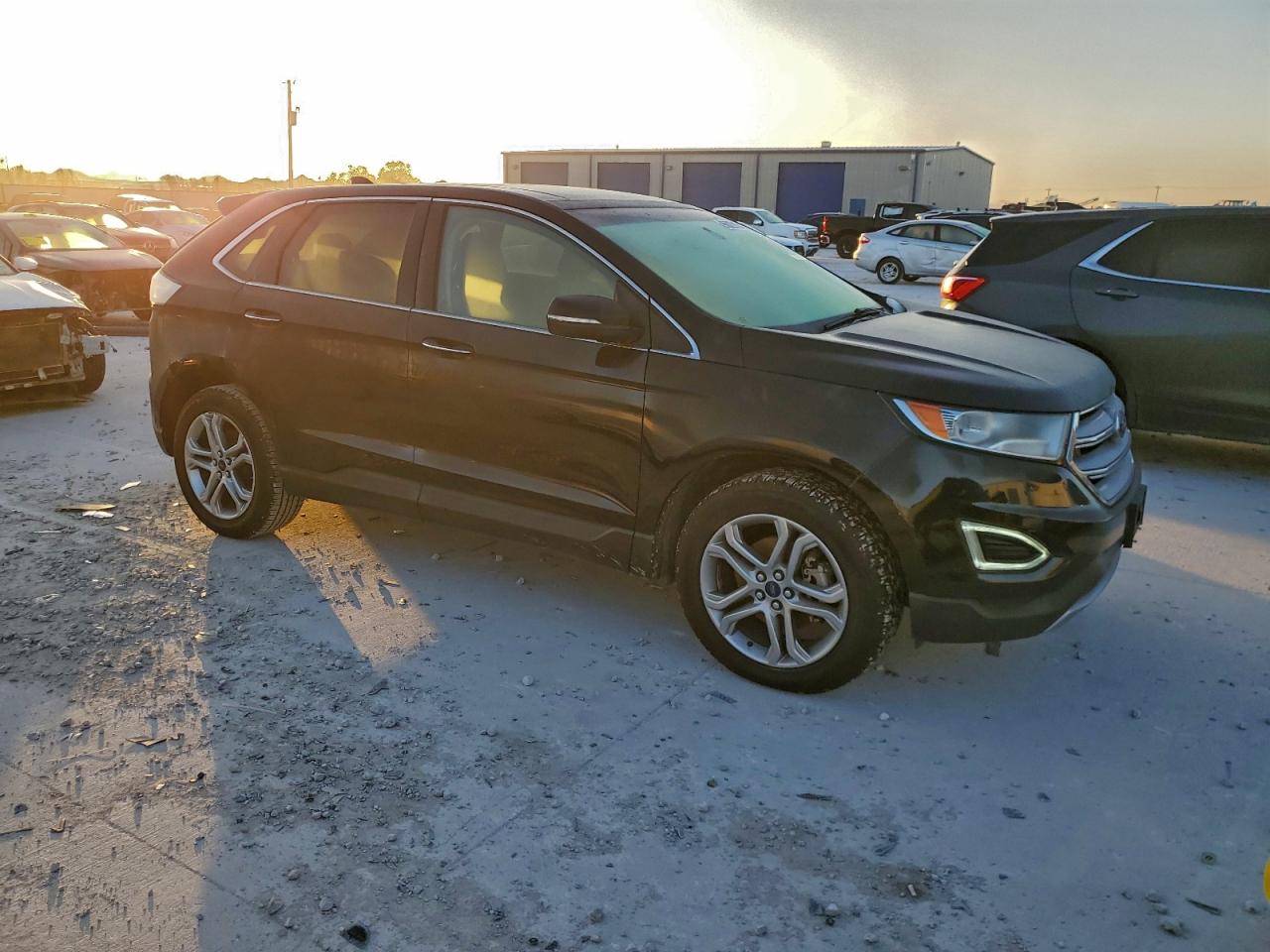 2017 FORD EDGE TITANIUM photo 4