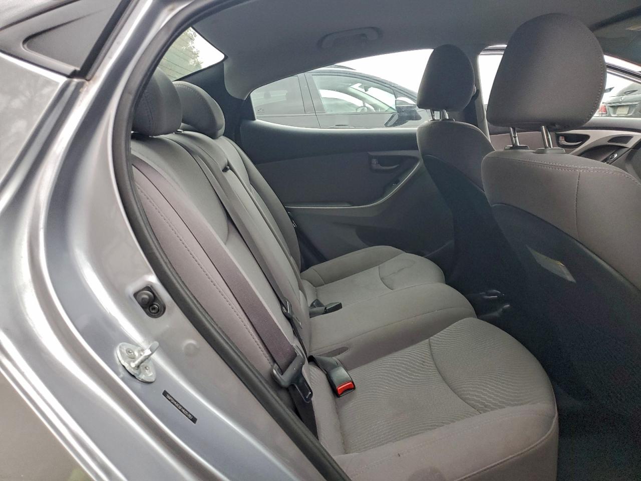 2015 HYUNDAI ELANTRA SE photo 10