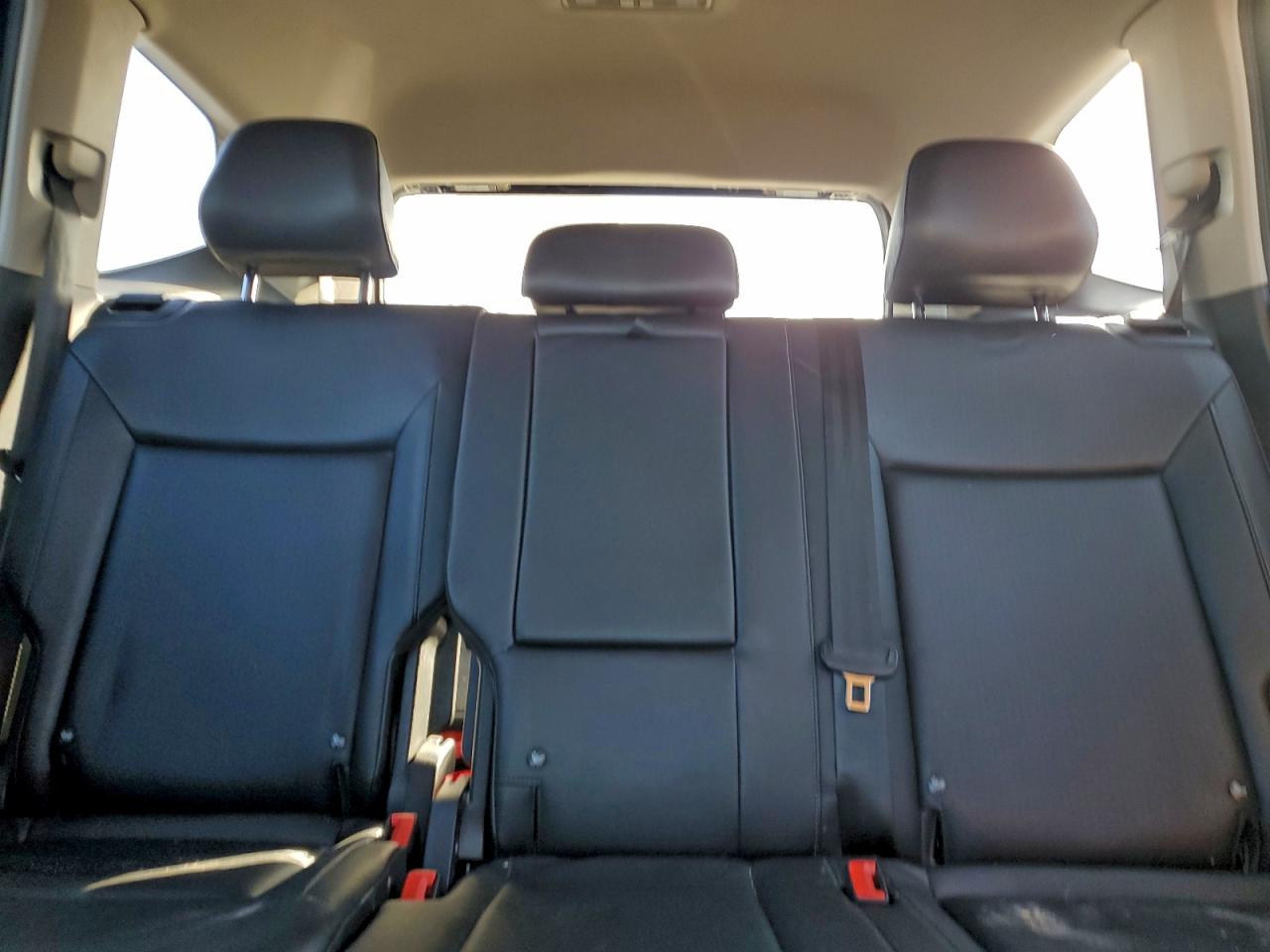 2018 VOLKSWAGEN ATLAS SE photo 10