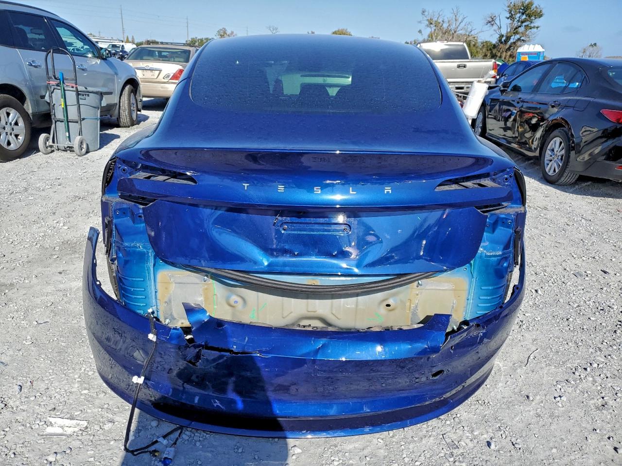 2024 TESLA MODEL 3 photo 6