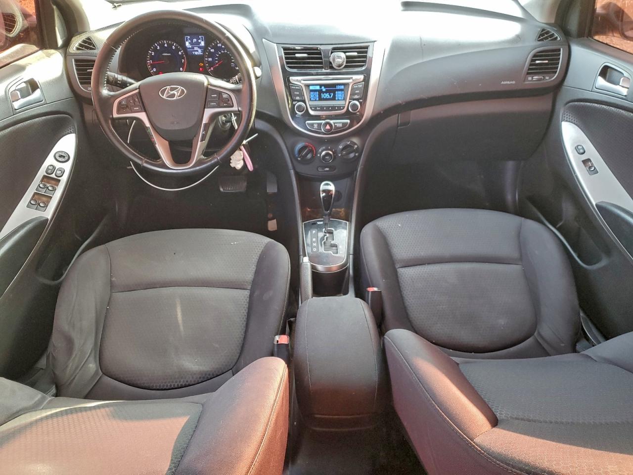 2017 HYUNDAI ACCENT SPORT photo 8