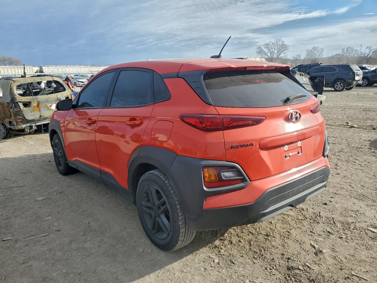 2020 HYUNDAI KONA SE photo 2
