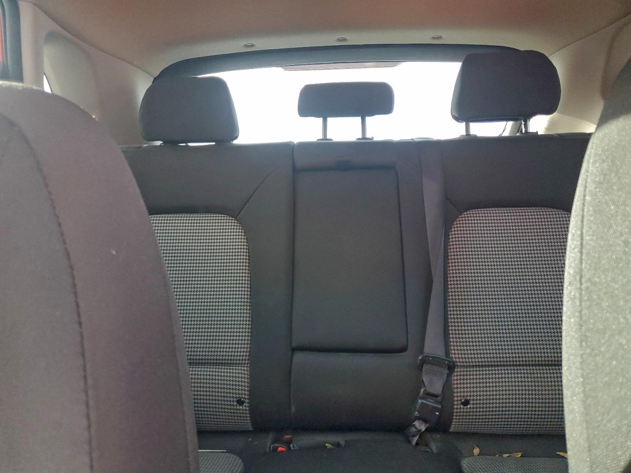 2020 HYUNDAI KONA SE photo 10