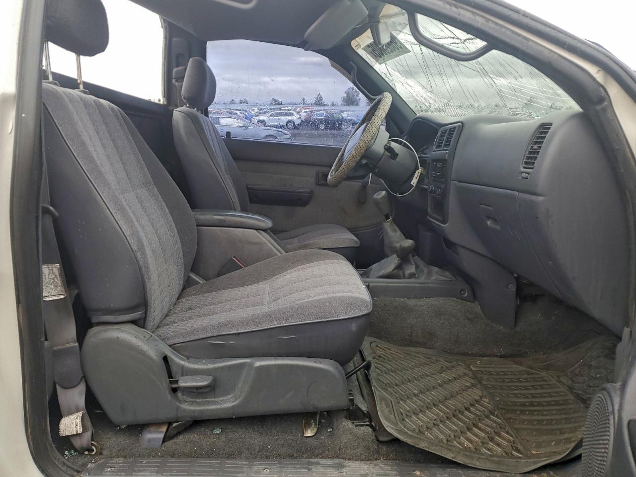 1997 TOYOTA TACOMA photo 10