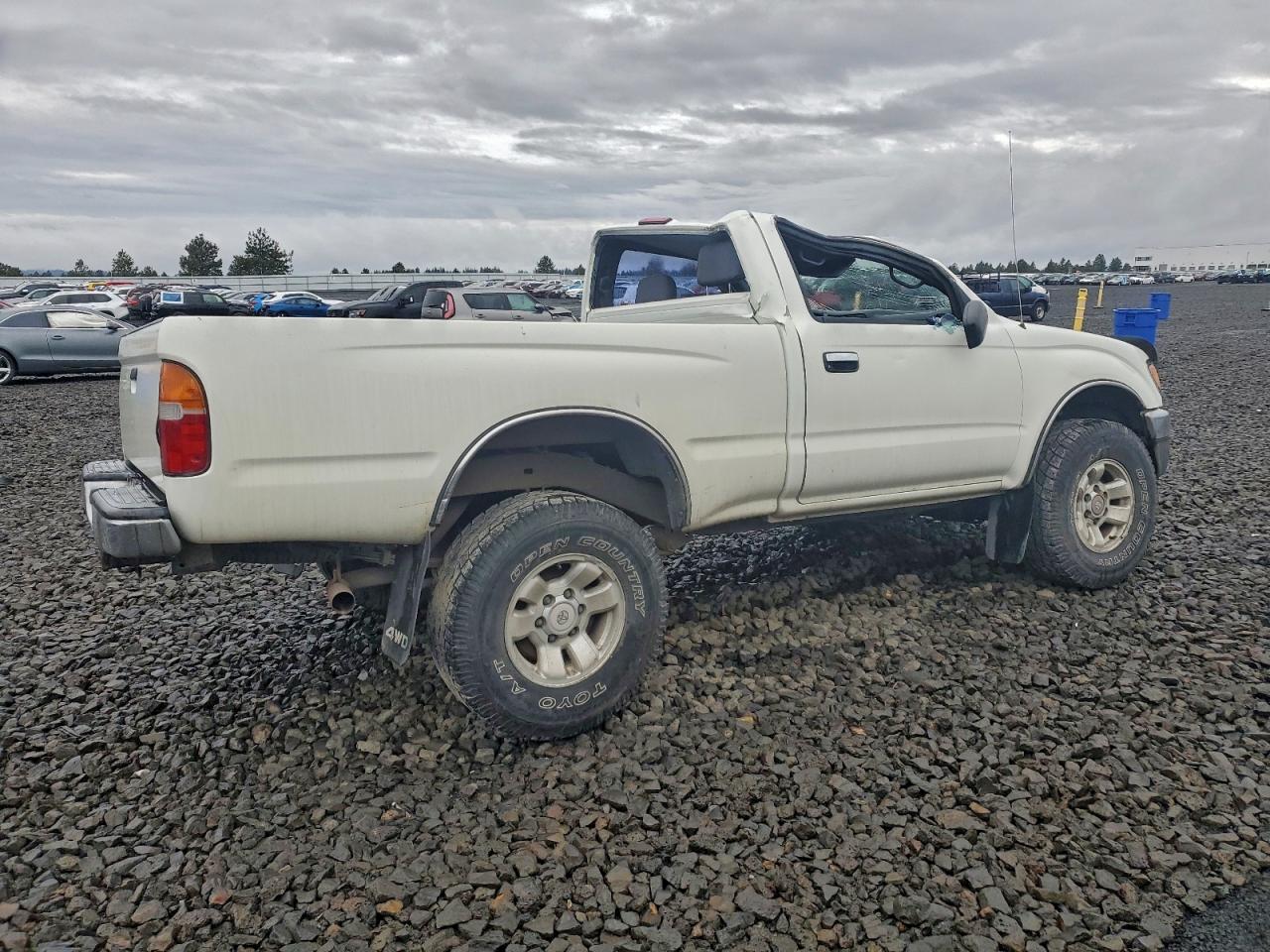 1997 TOYOTA TACOMA photo 3