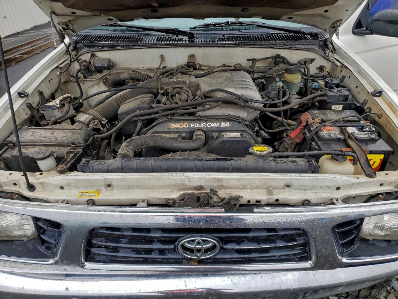1997 TOYOTA TACOMA photo 11