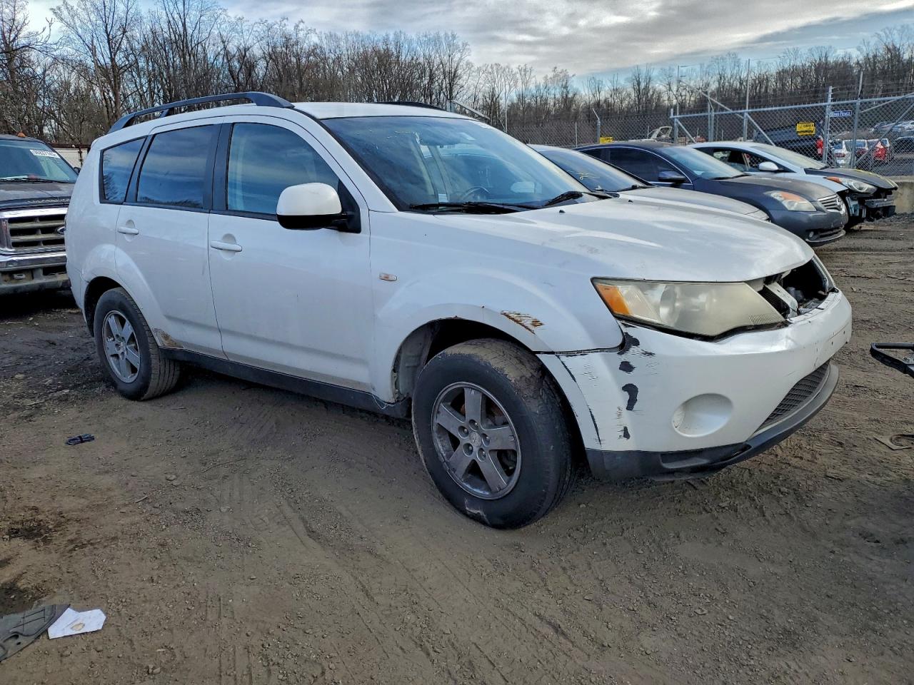 2008 MITSUBISHI OUTLANDER ES photo 4