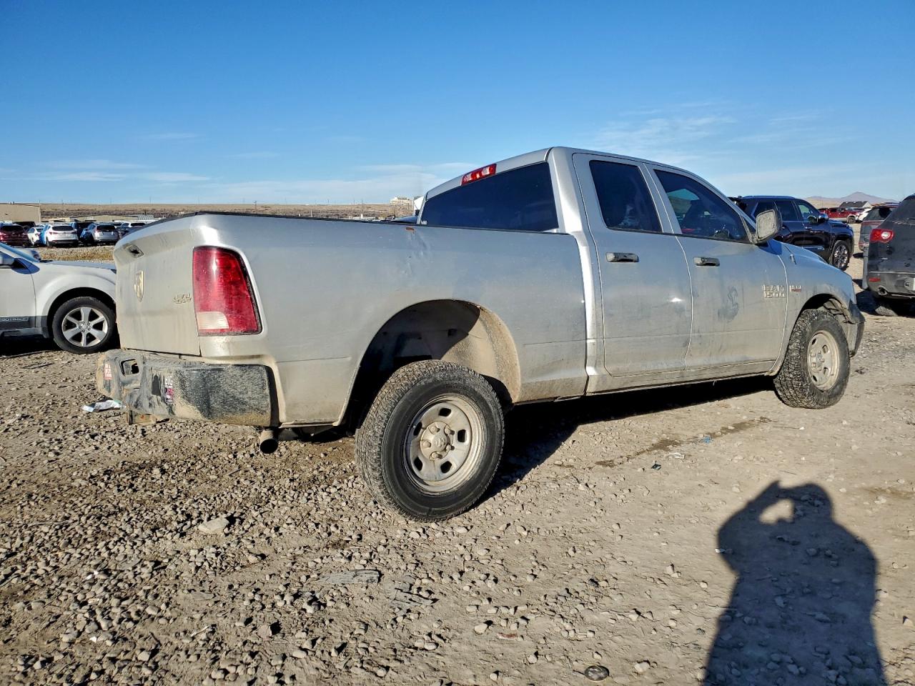 2017 RAM 1500 ST photo 3