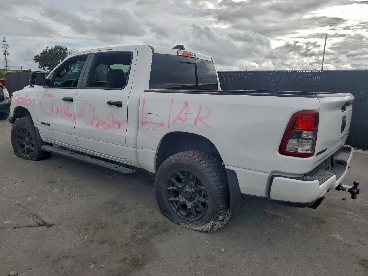 2023 RAM 1500 BIG HORN/LONE STAR photo 2