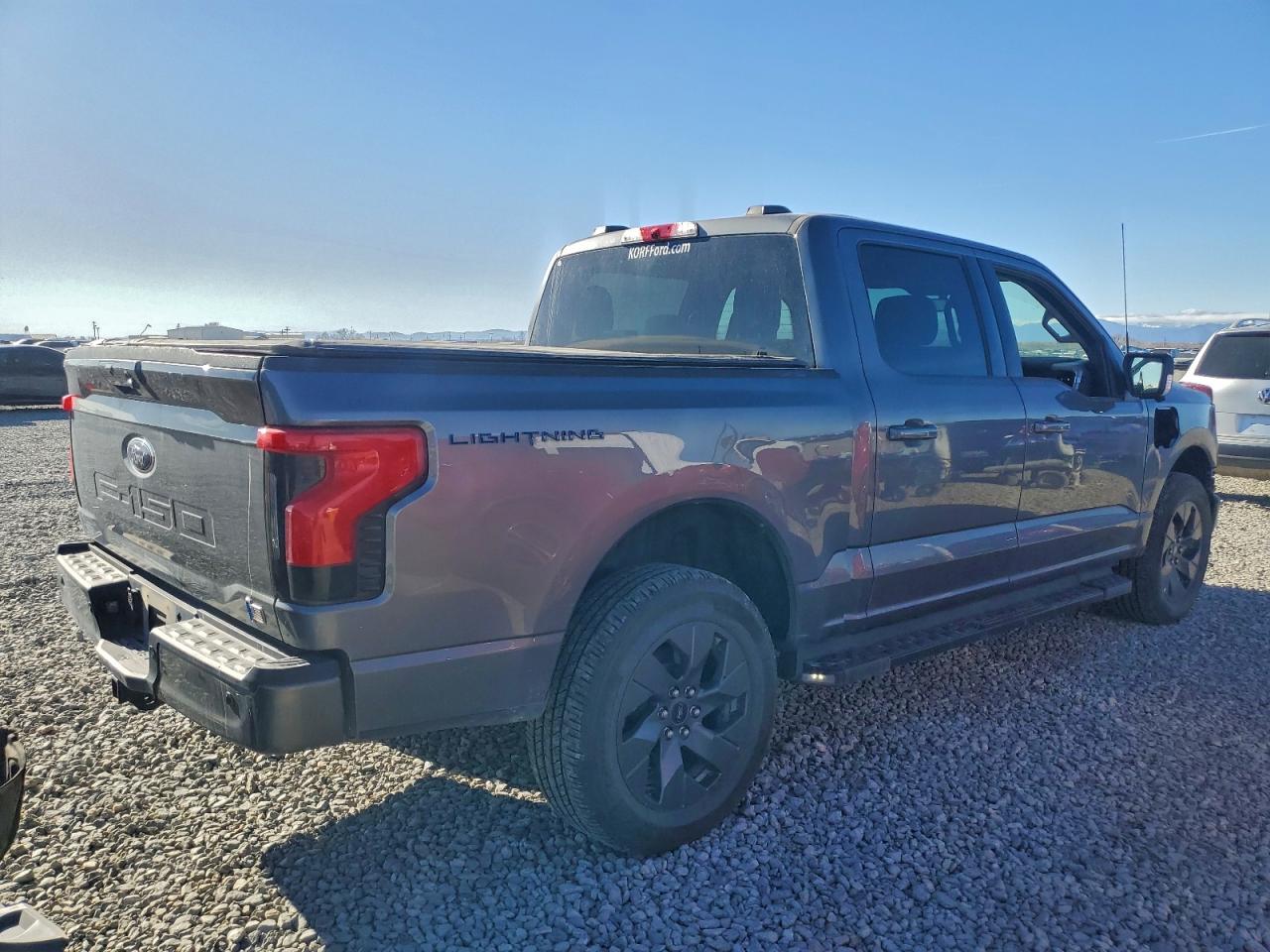 2023 FORD F150 LIGHTNING PRO photo 3