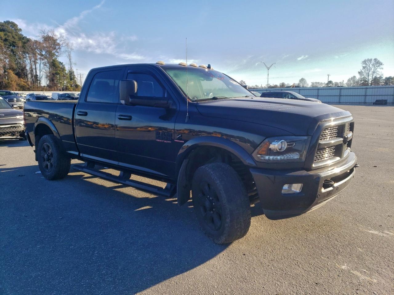 2017 RAM 2500 LARAMIE photo 4