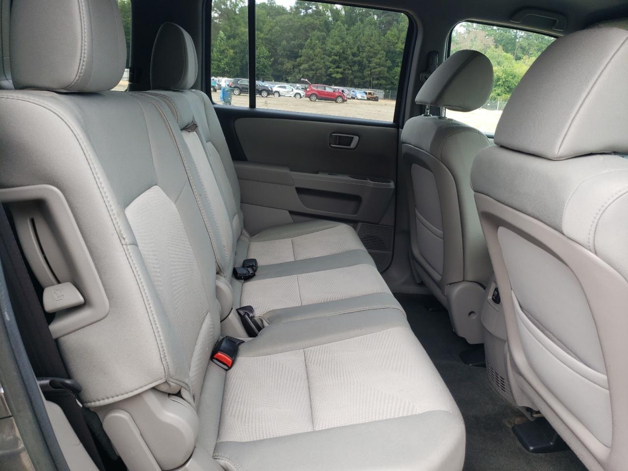 2013 HONDA PILOT LX photo 11