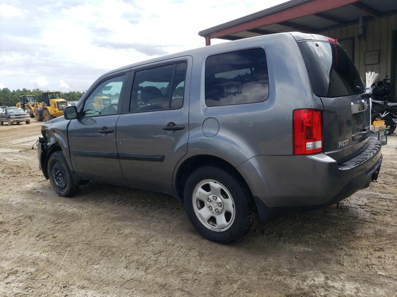 2013 HONDA PILOT LX photo 2