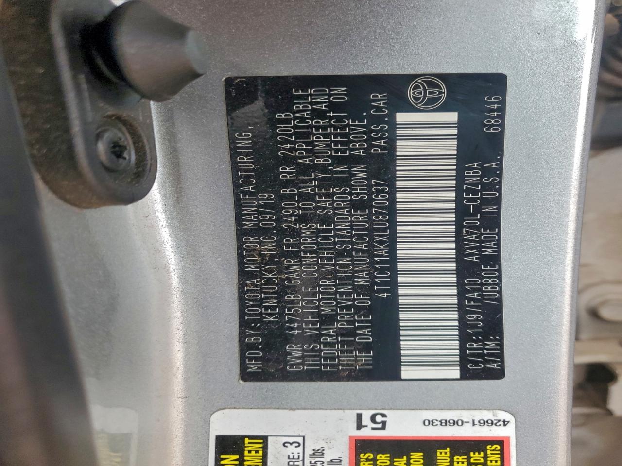 2020 TOYOTA CAMRY LE photo 13