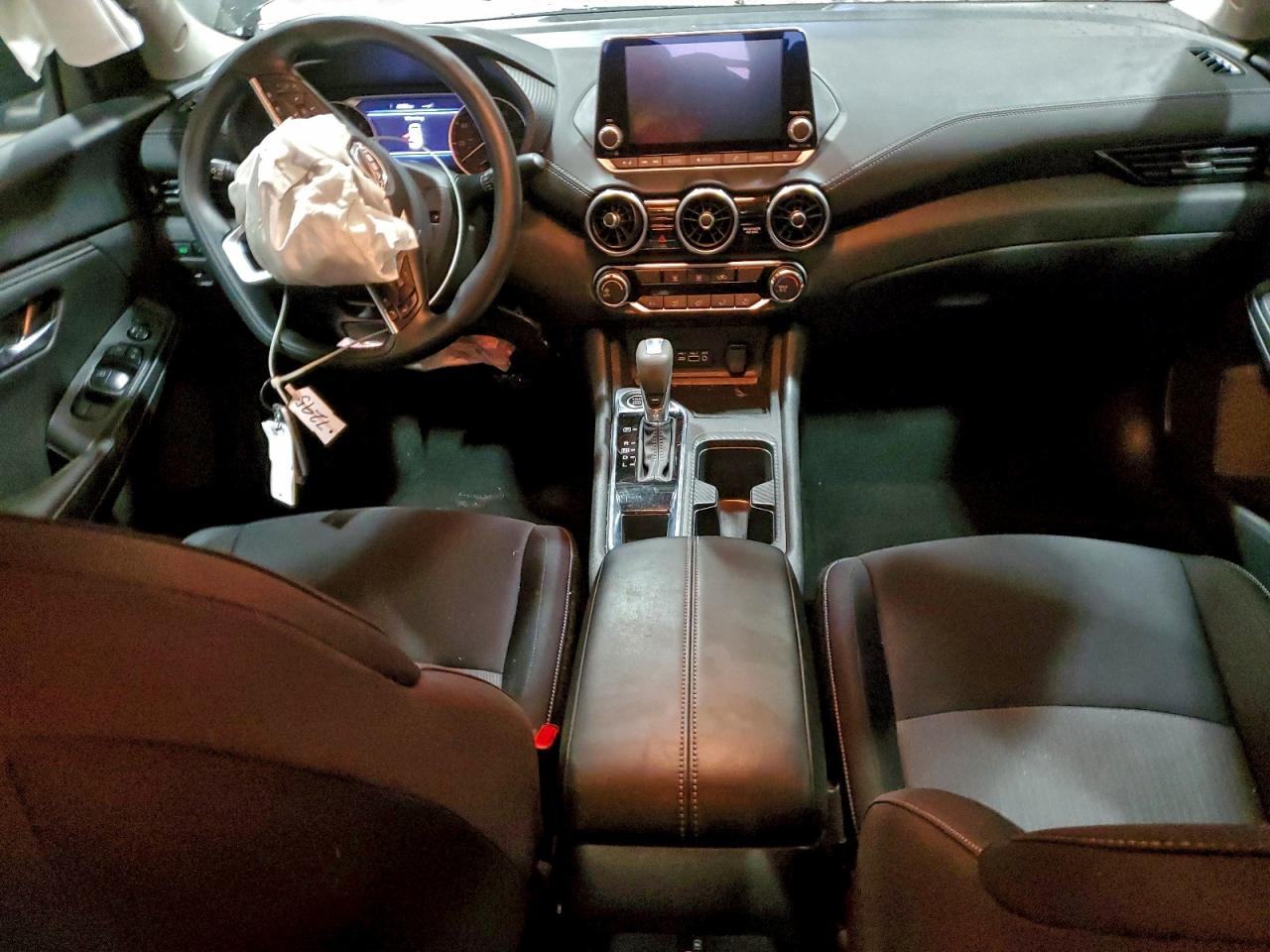 2025 NISSAN SENTRA SV photo 8