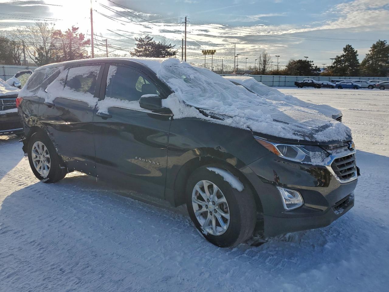 2021 CHEVROLET EQUINOX LT photo 4