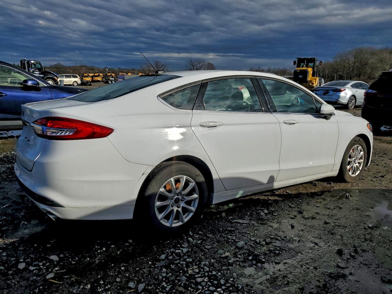2018 FORD FUSION S photo 3