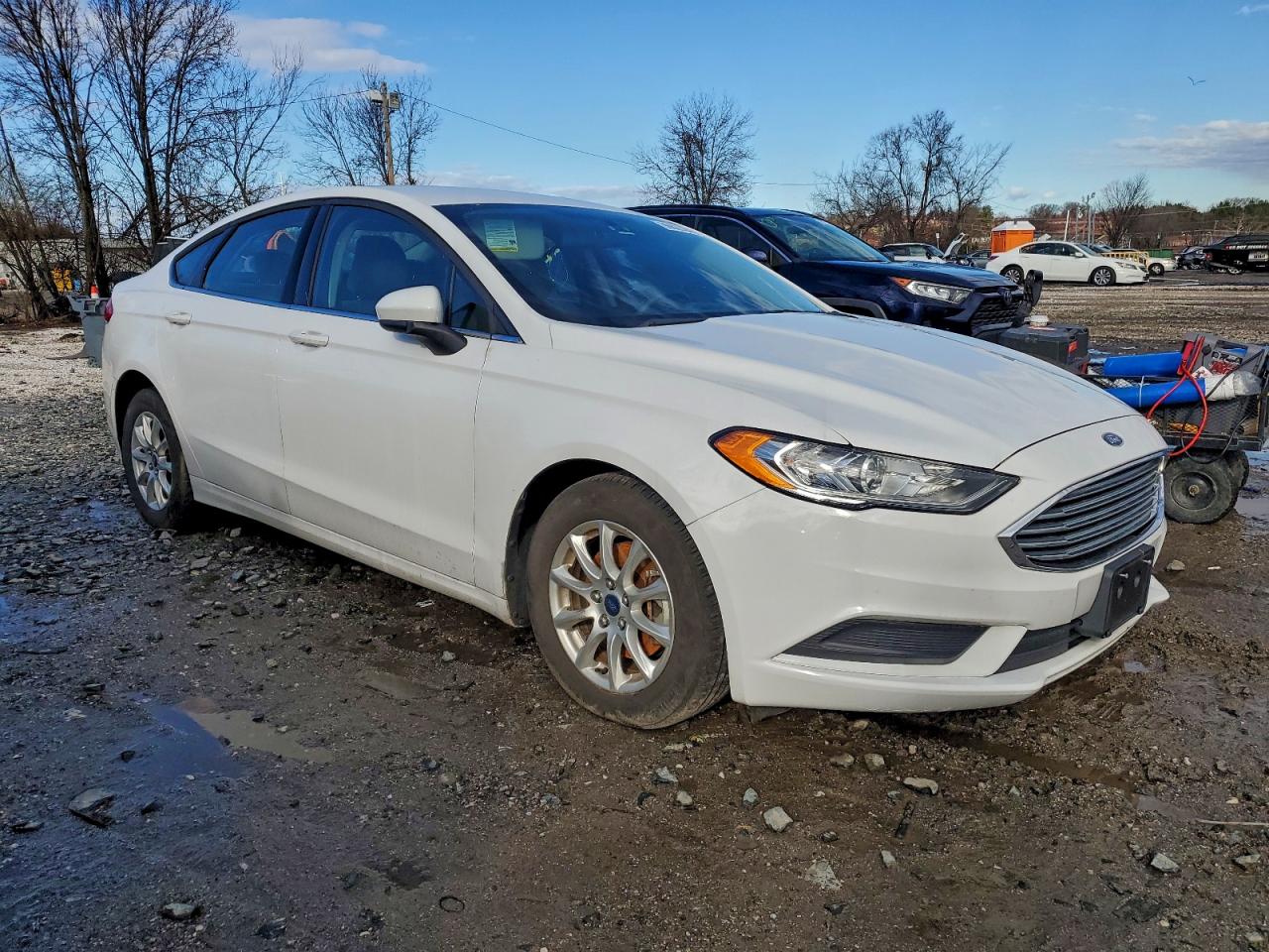 2018 FORD FUSION S photo 4