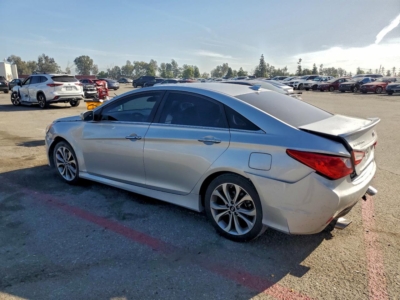 2014 HYUNDAI SONATA SE photo 2