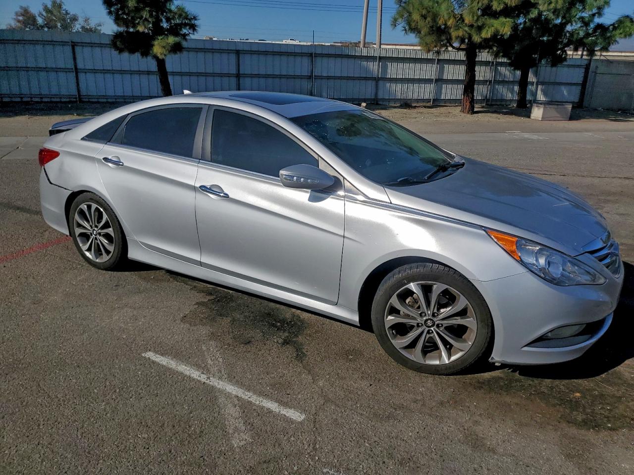 2014 HYUNDAI SONATA SE photo 4