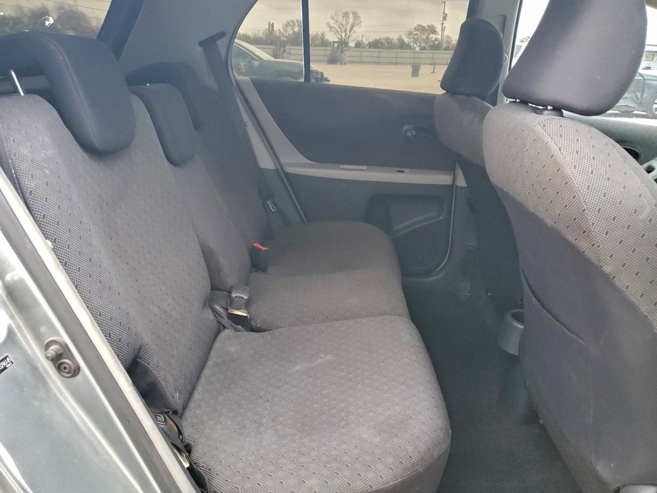 2010 TOYOTA YARIS photo 10