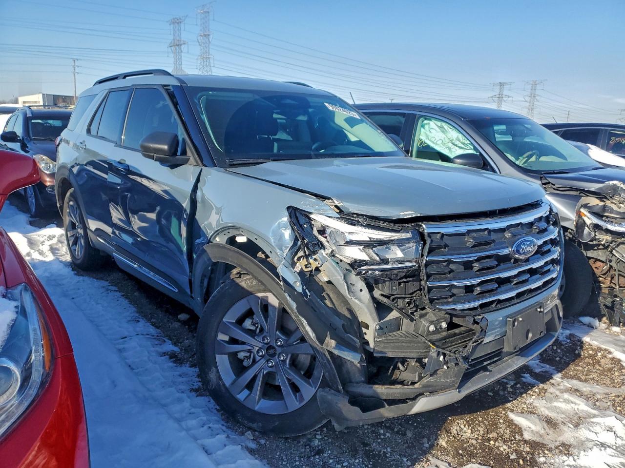 2025 FORD EXPLORER ACTIVE photo 4