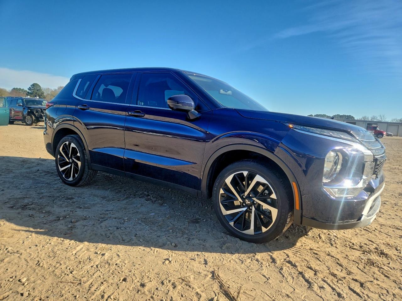 2024 MITSUBISHI OUTLANDER SE photo 4