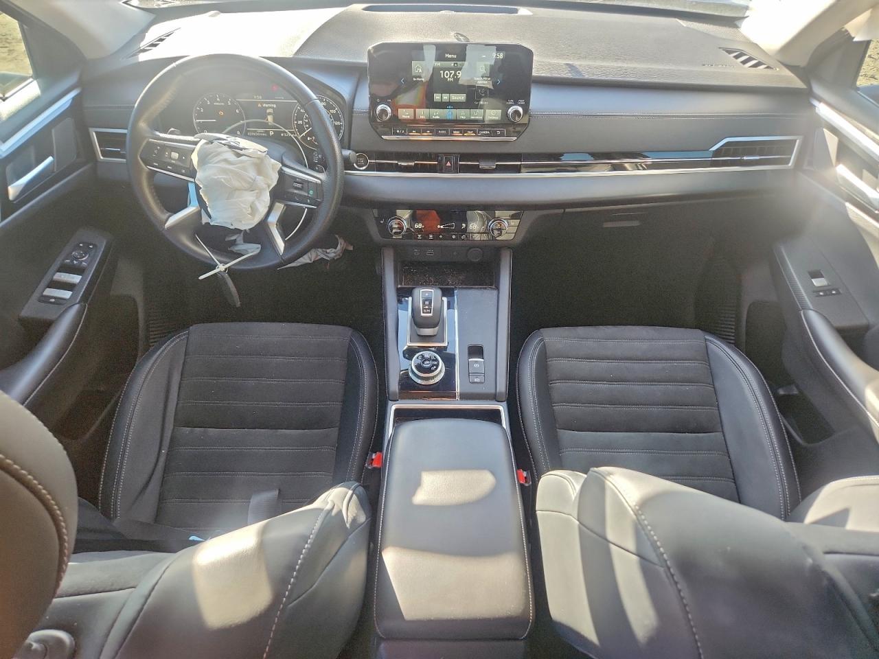 2024 MITSUBISHI OUTLANDER SE photo 8