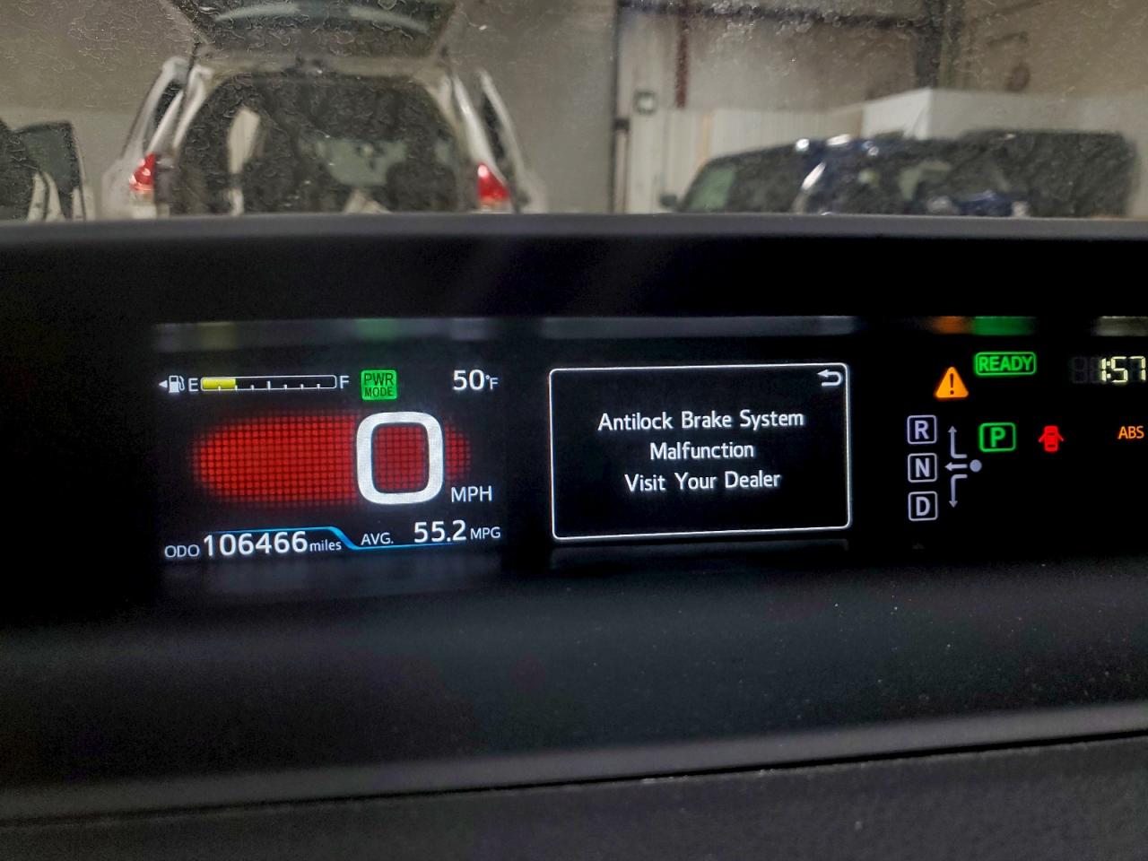 2017 TOYOTA PRIUS photo 9