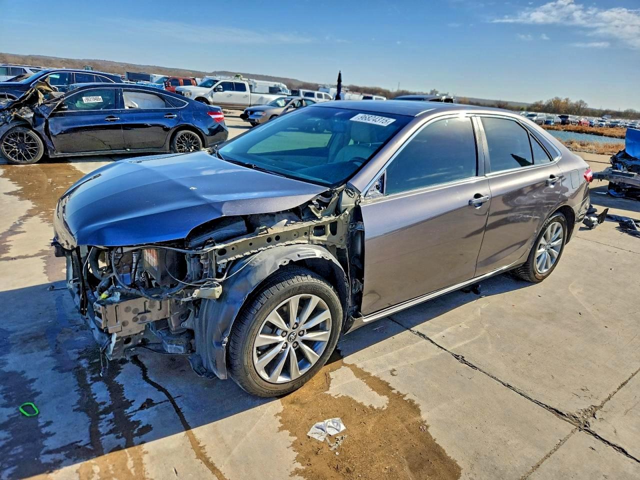 2015 TOYOTA CAMRY