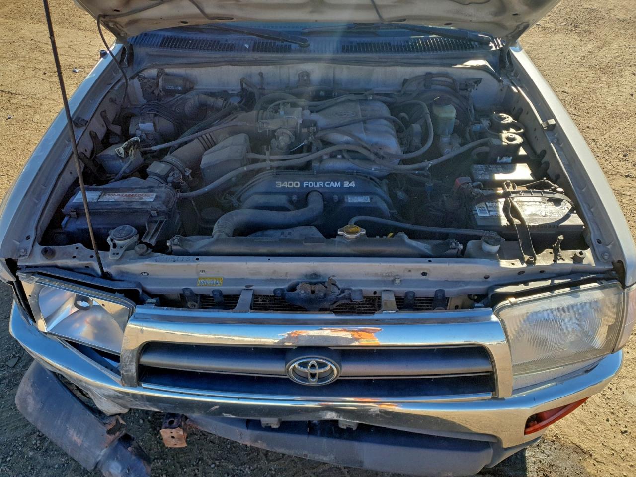 1998 TOYOTA 4RUNNER SR5 photo 12