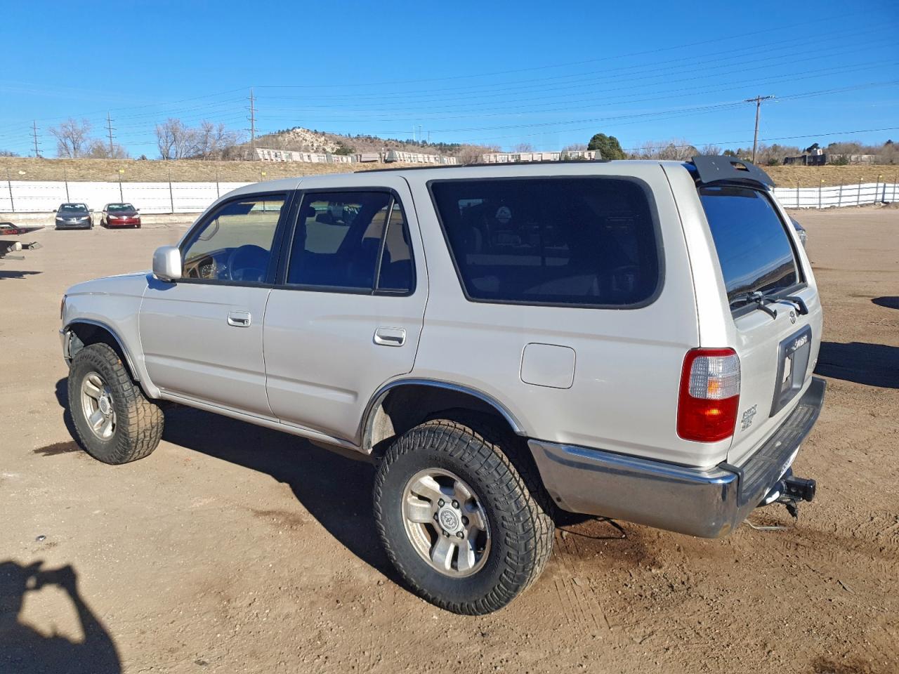 1998 TOYOTA 4RUNNER SR5 photo 2
