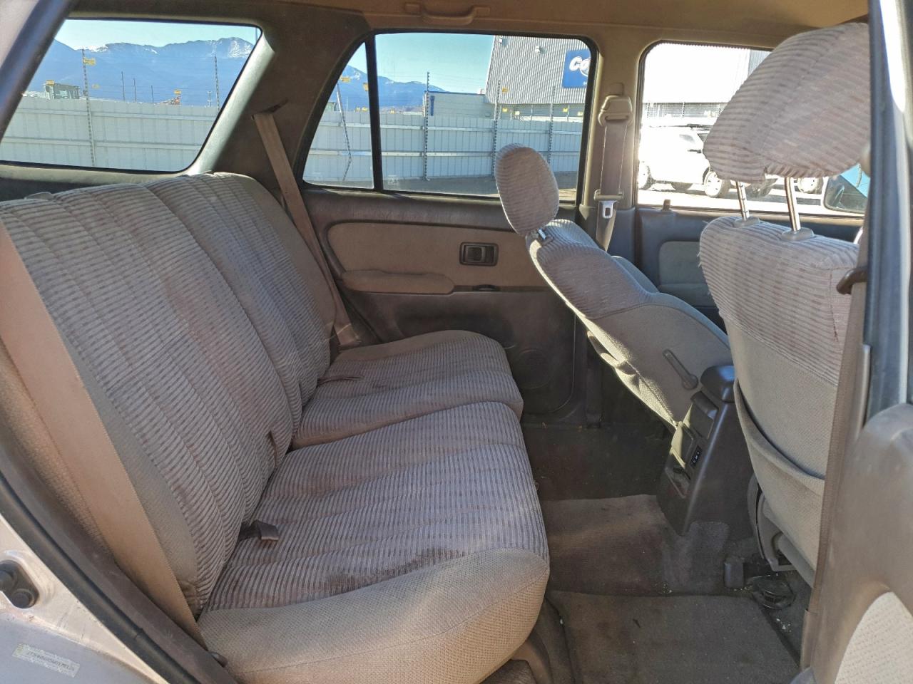 1998 TOYOTA 4RUNNER SR5 photo 11
