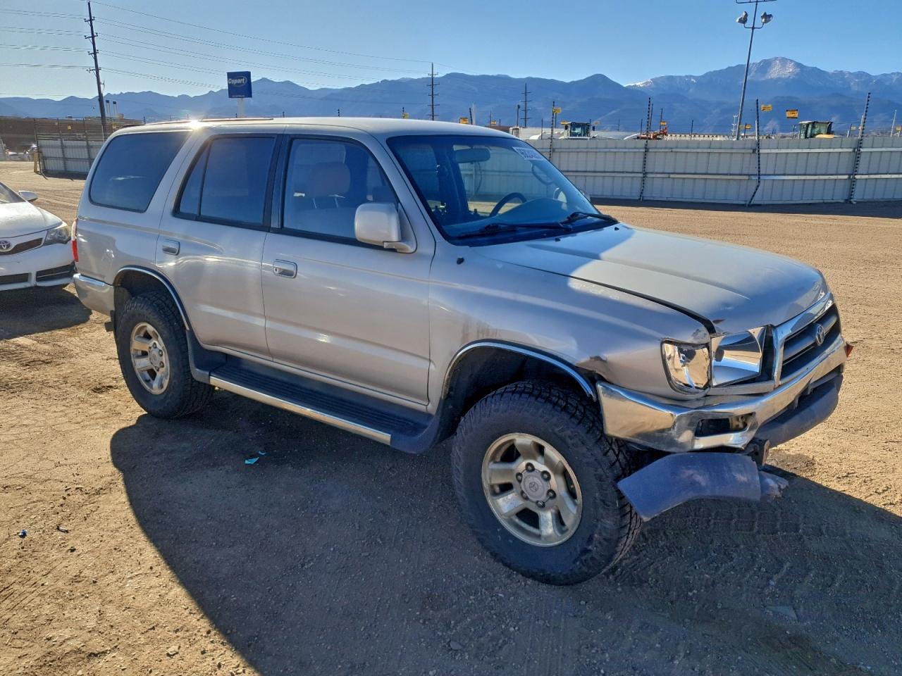 1998 TOYOTA 4RUNNER SR5 photo 4