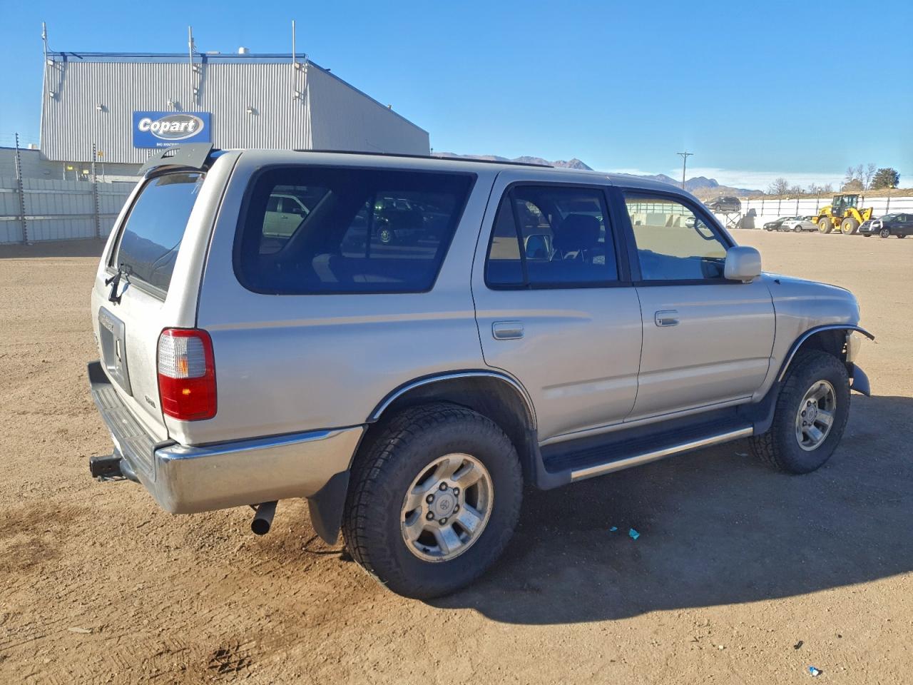 1998 TOYOTA 4RUNNER SR5 photo 3
