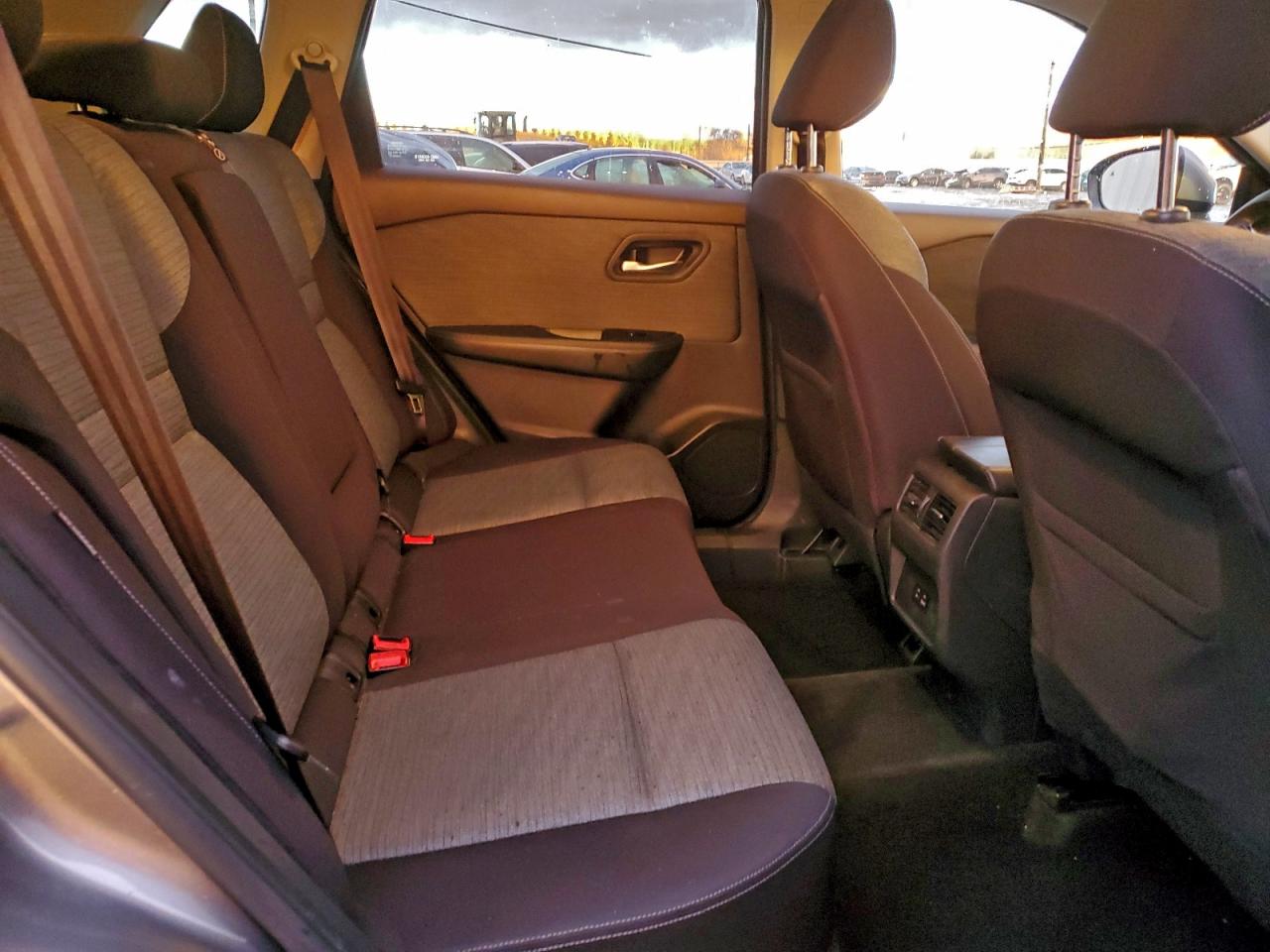 2021 NISSAN ROGUE SV photo 11