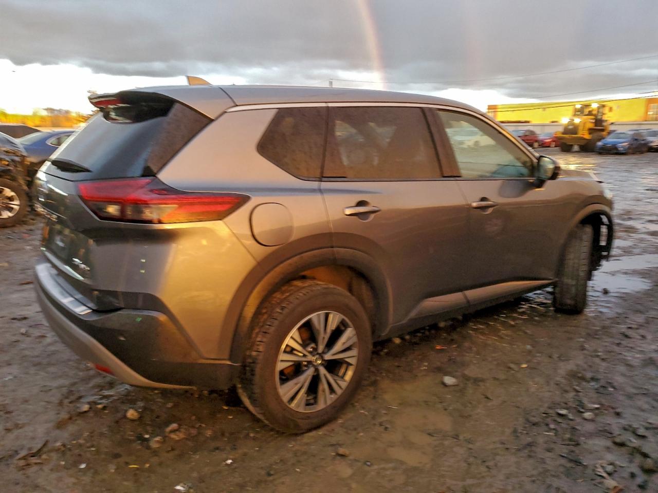2021 NISSAN ROGUE SV photo 3
