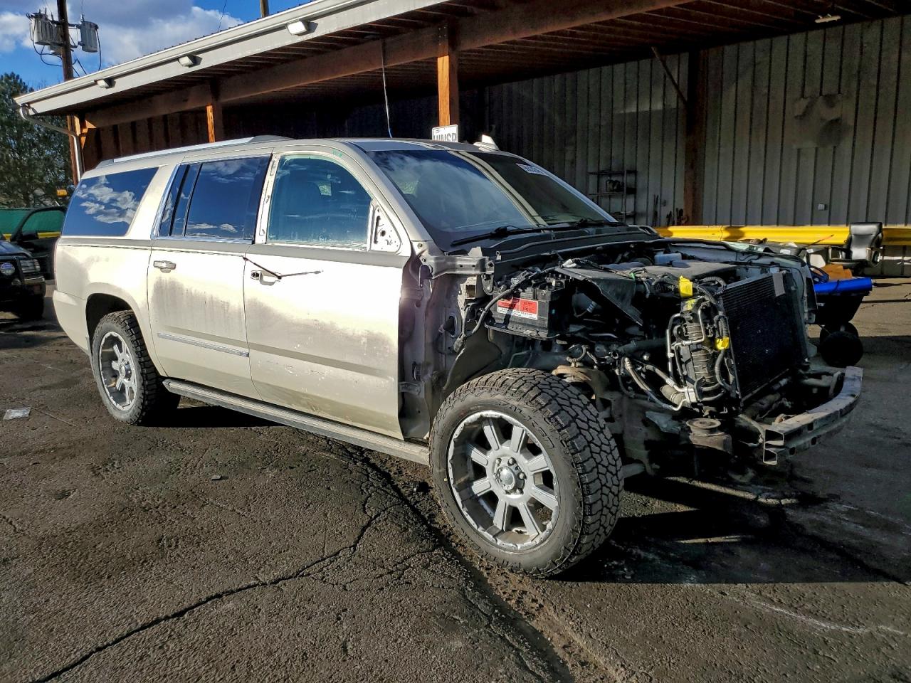 2015 GMC YUKON XL DENALI photo 4