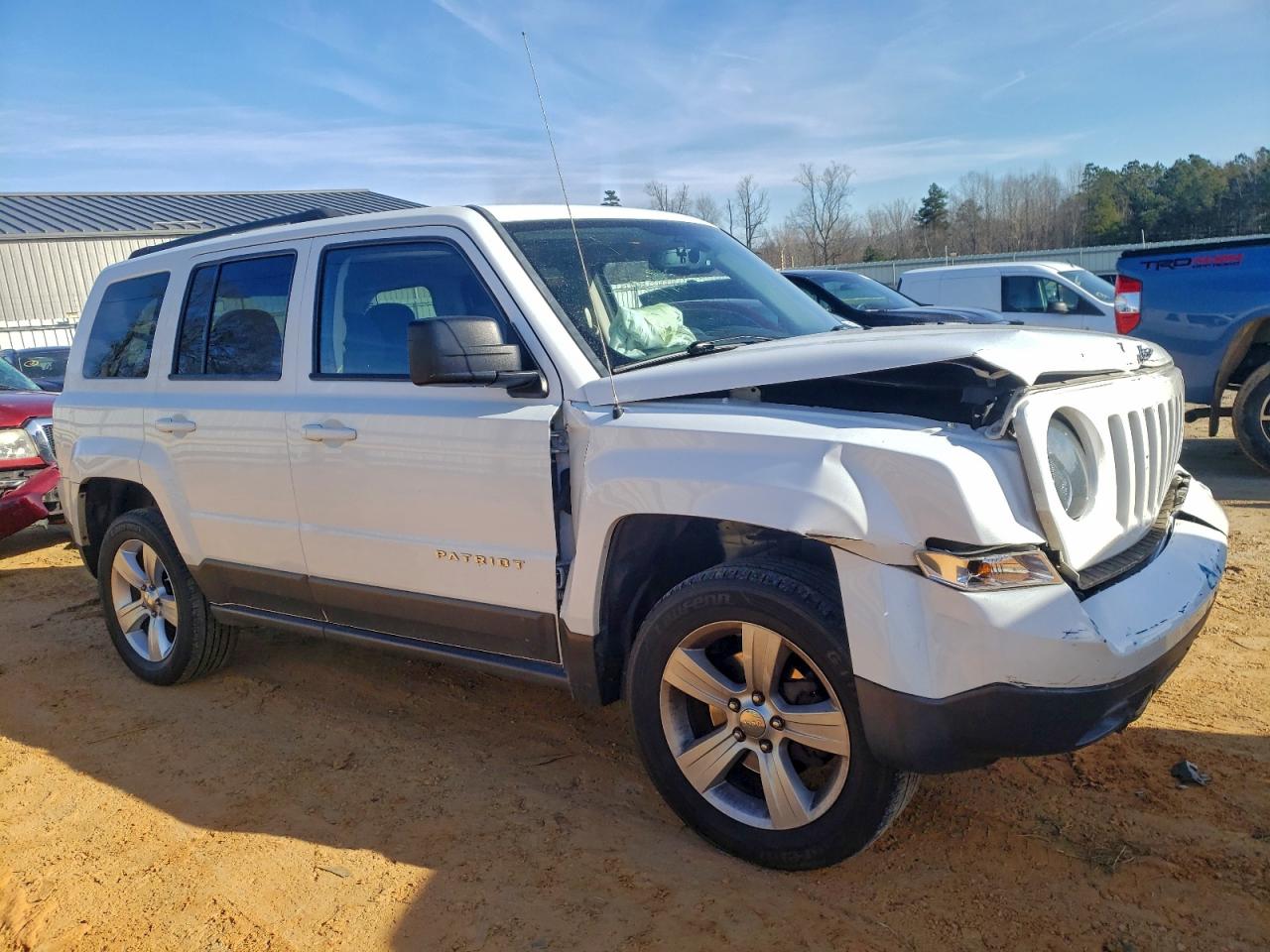 2015 JEEP PATRIOT LATITUDE photo 4