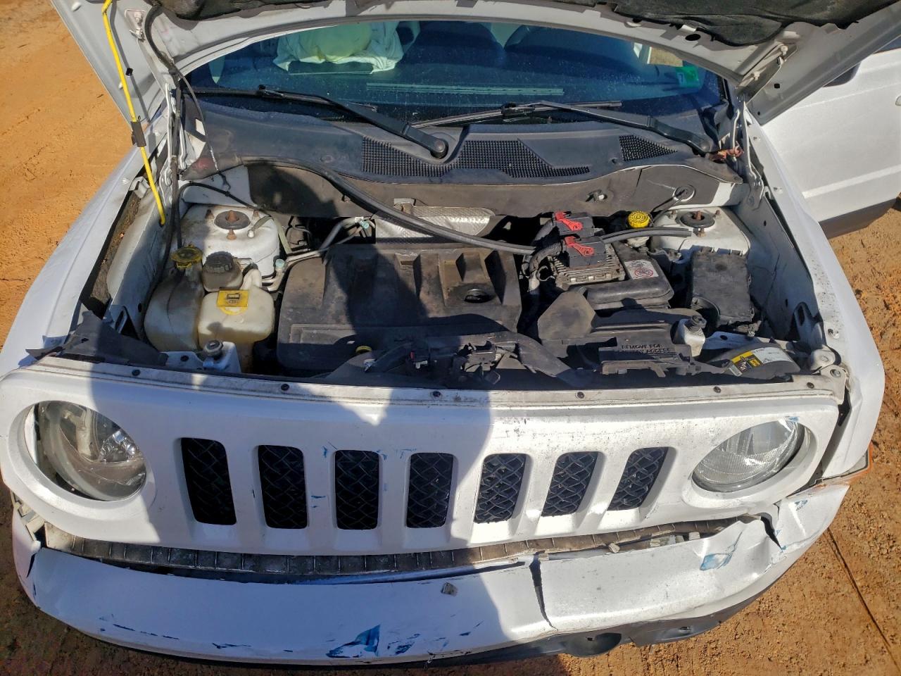 2015 JEEP PATRIOT LATITUDE photo 12