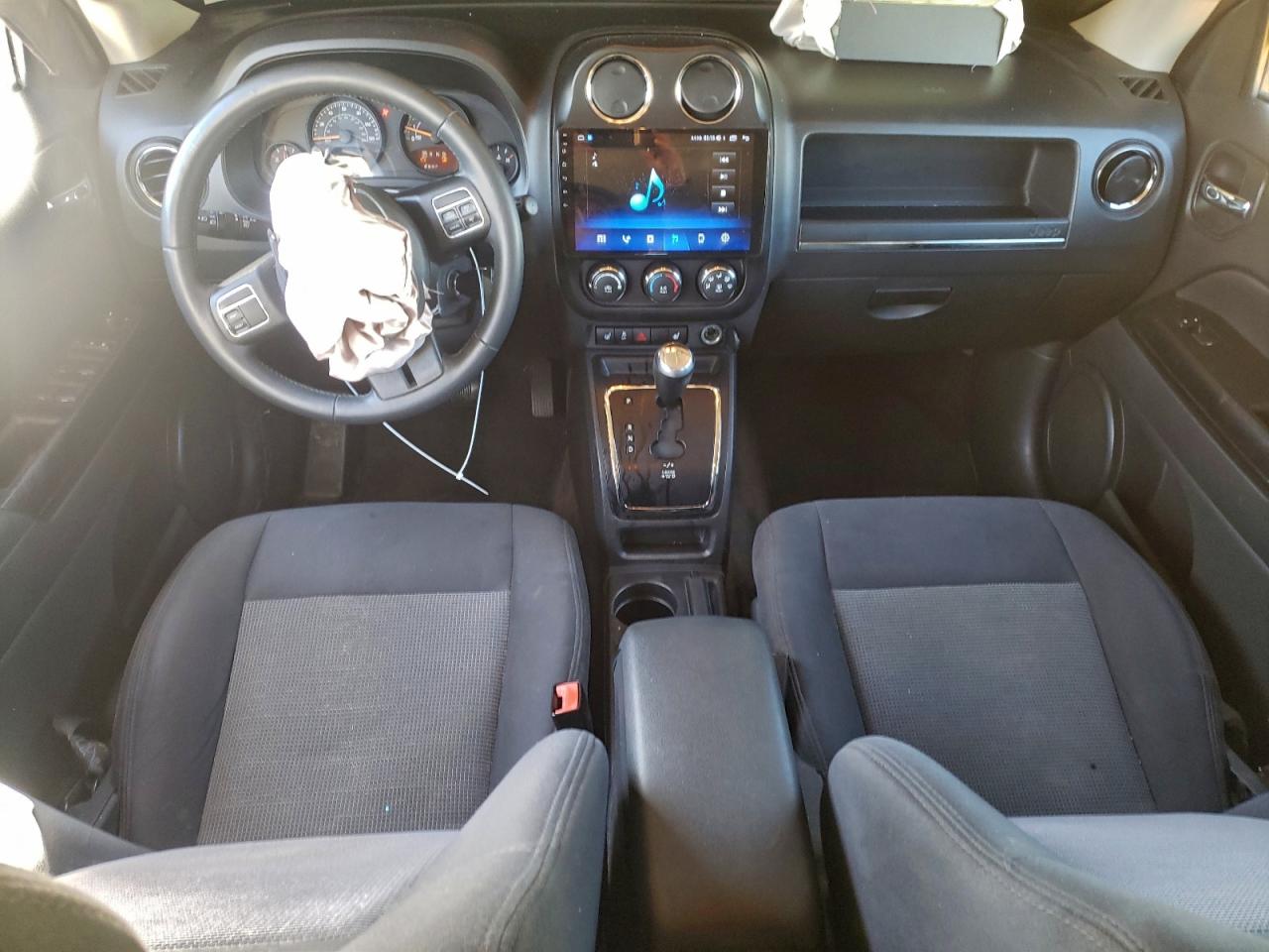 2015 JEEP PATRIOT LATITUDE photo 8