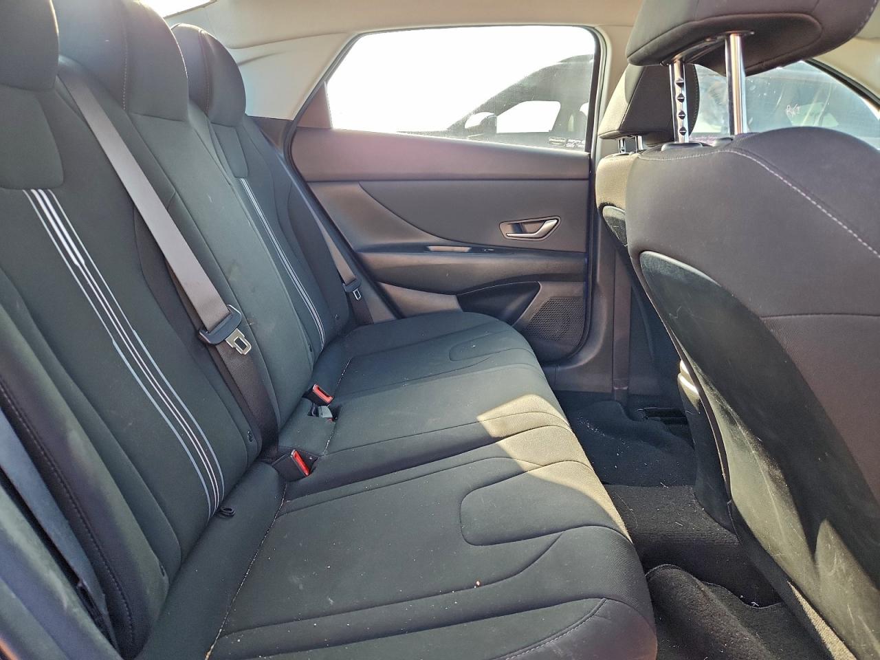 2023 HYUNDAI ELANTRA SEL photo 10