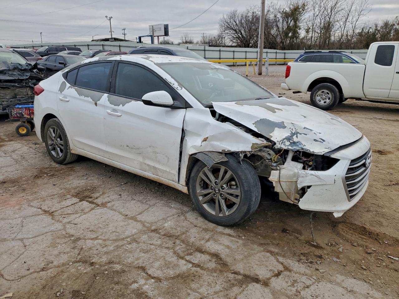 2017 HYUNDAI ELANTRA SE photo 4
