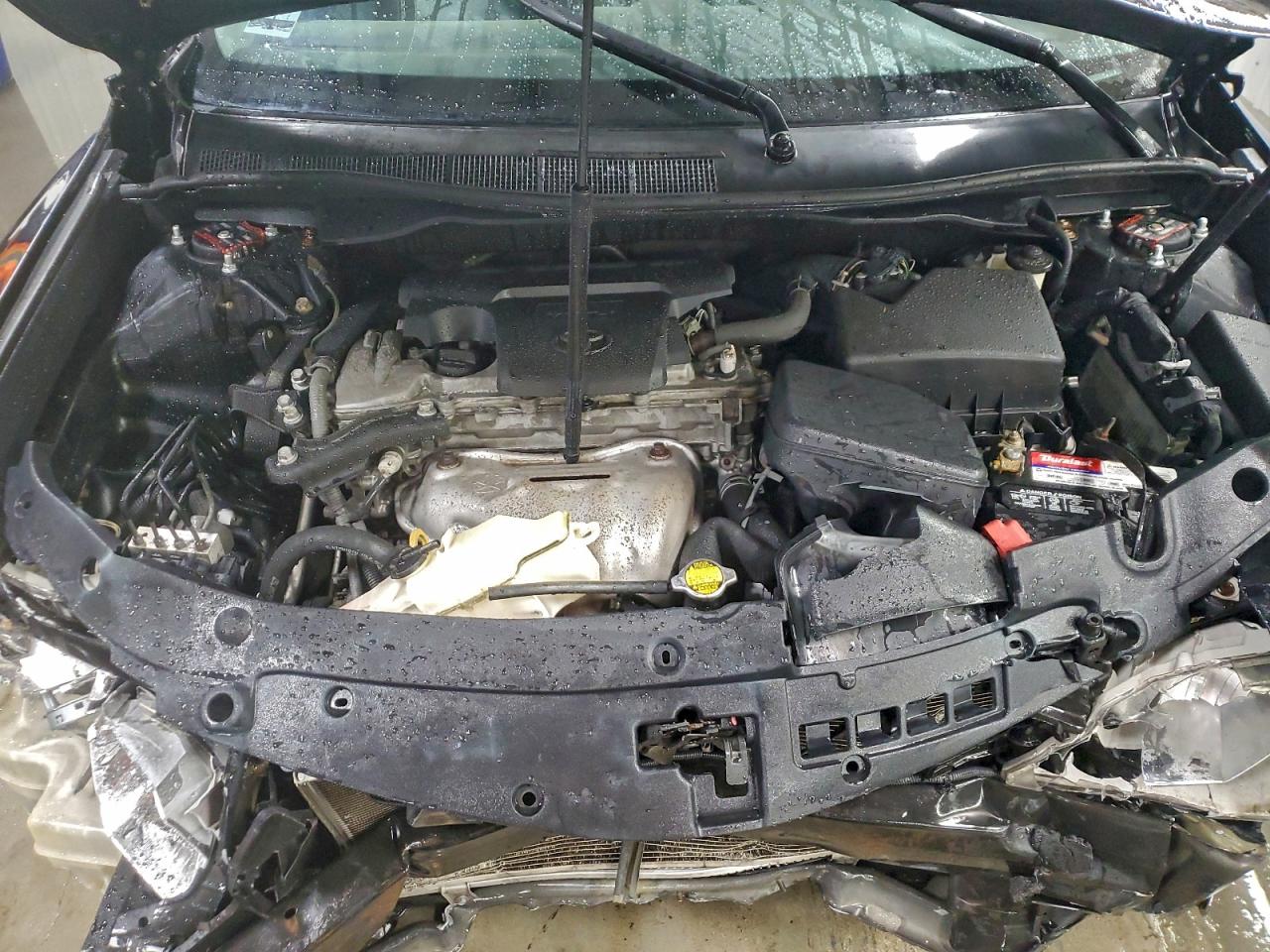 2014 TOYOTA CAMRY L photo 11