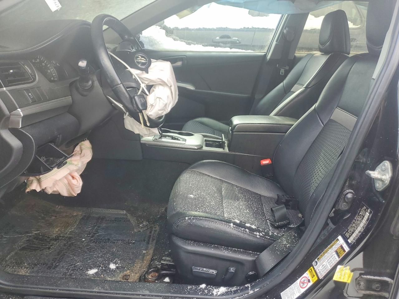 2014 TOYOTA CAMRY L photo 7